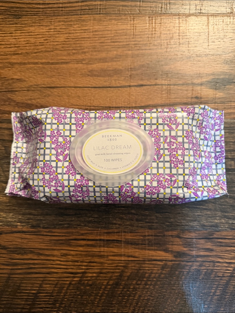 Beekman 1802 Lilac Dream Cleansing Wipes with Purple Floral - 100 Wipes